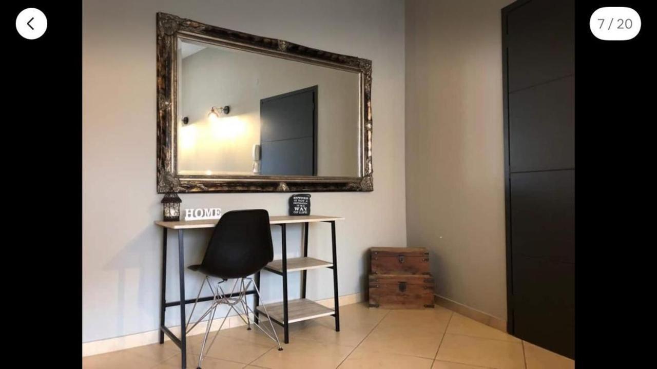 Apartment Moonstone House B *